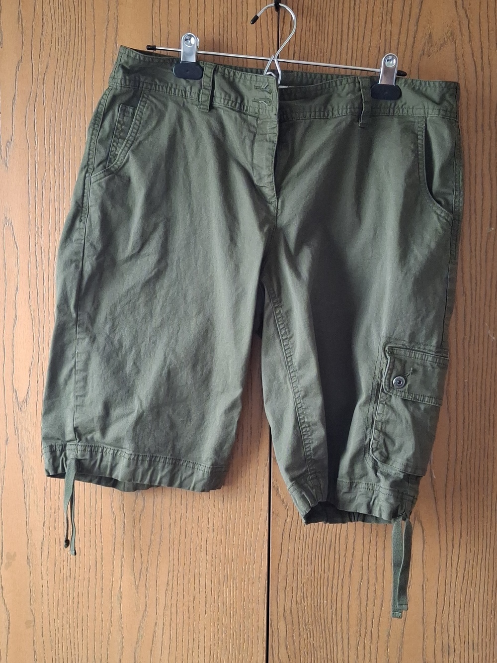 Liz Claiborne Olive Green Cargo Bermuda Shorts